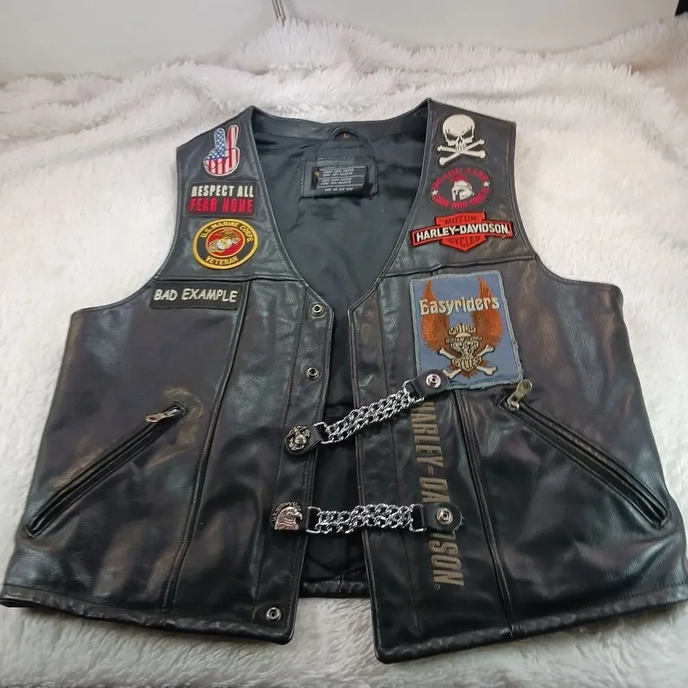 Harley-Davidson Men's Black Leather Biker Vest - Patches & Pins, USMC Veteran L. - Picture 11 of 16